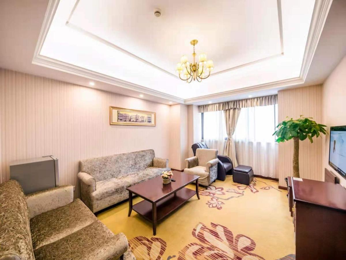 Vienna International Hotel Shanghai Pudong Xiupu Road Bagian luar foto