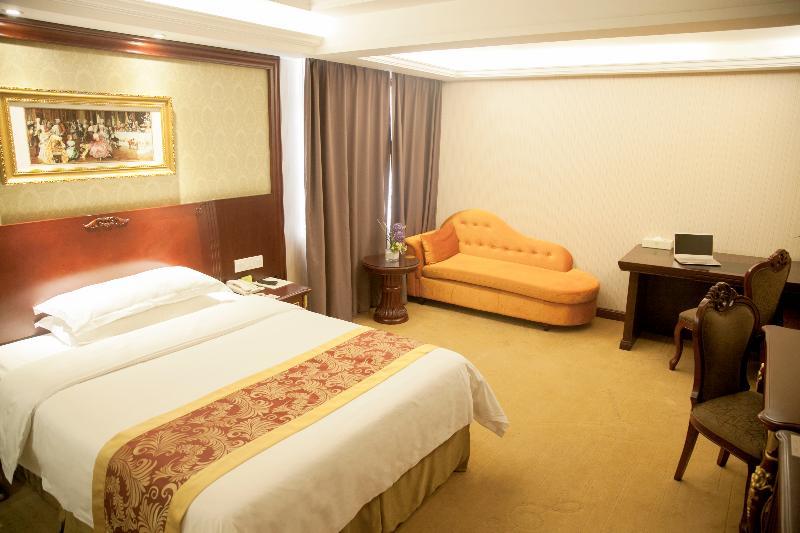 Vienna International Hotel Shanghai Pudong Xiupu Road Bagian luar foto