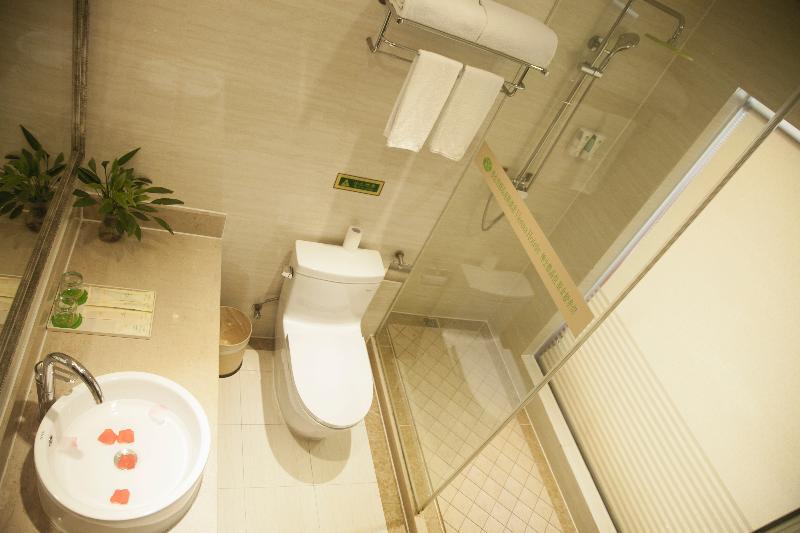 Vienna International Hotel Shanghai Pudong Xiupu Road Bagian luar foto